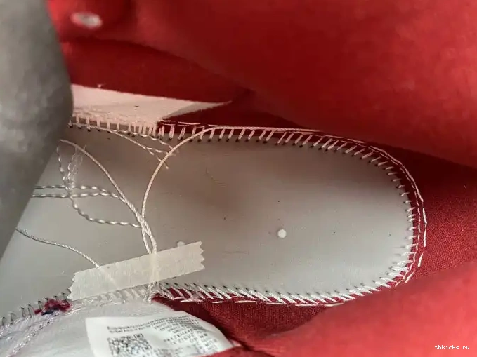 Reps TB 1 Team Air High Red Jordan OG DZ5485-160 0415